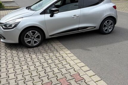 Renault Clio 139.000 km 4.499 € Wiesbaden 65203