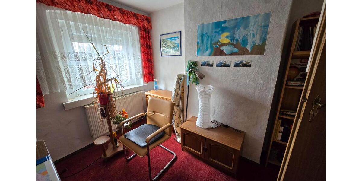 Doppelhaushälfte Markersdorf - 9 Zimmer, 106 m&sup2;, 230.000&euro; | Angebot:26398705