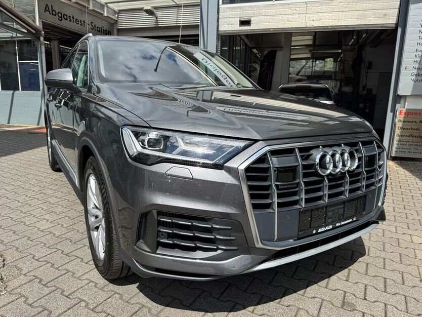 Q7