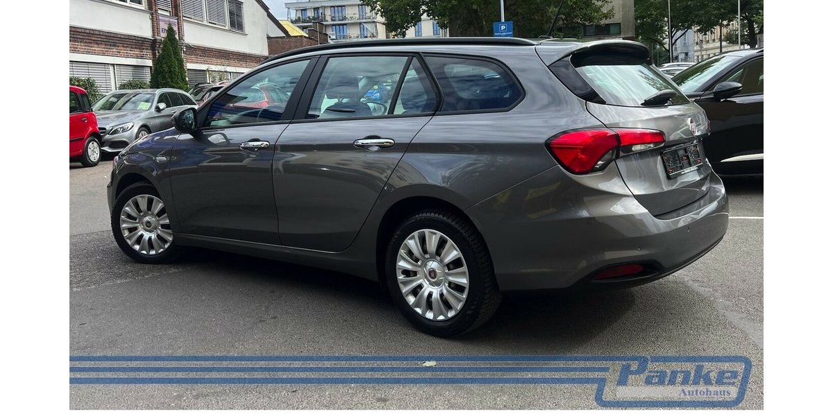 Fiat Tipo 1.4 T-Jet Easy*AHK*SHZ*Klima*NAV*LED*BT* 131.411 km 6.990 &euro; Berlin 13187