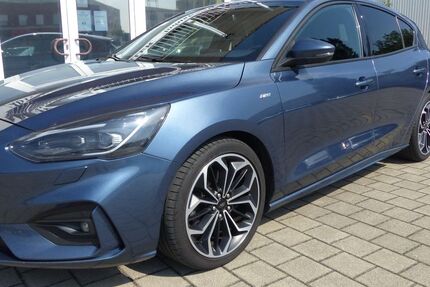 Ford Focus 213.744 km 8.900 &euro; Burgau 89331