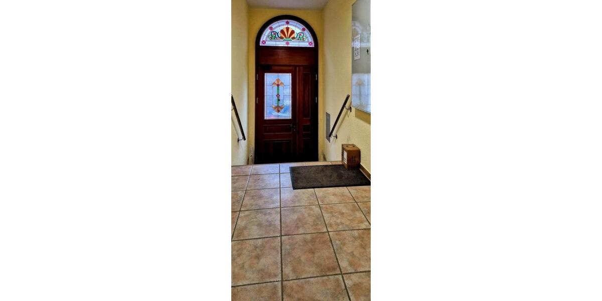 Etagenwohnung Greiz - 2 Zimmer, 48 m&sup2;, 270&euro; | Angebot:24878659