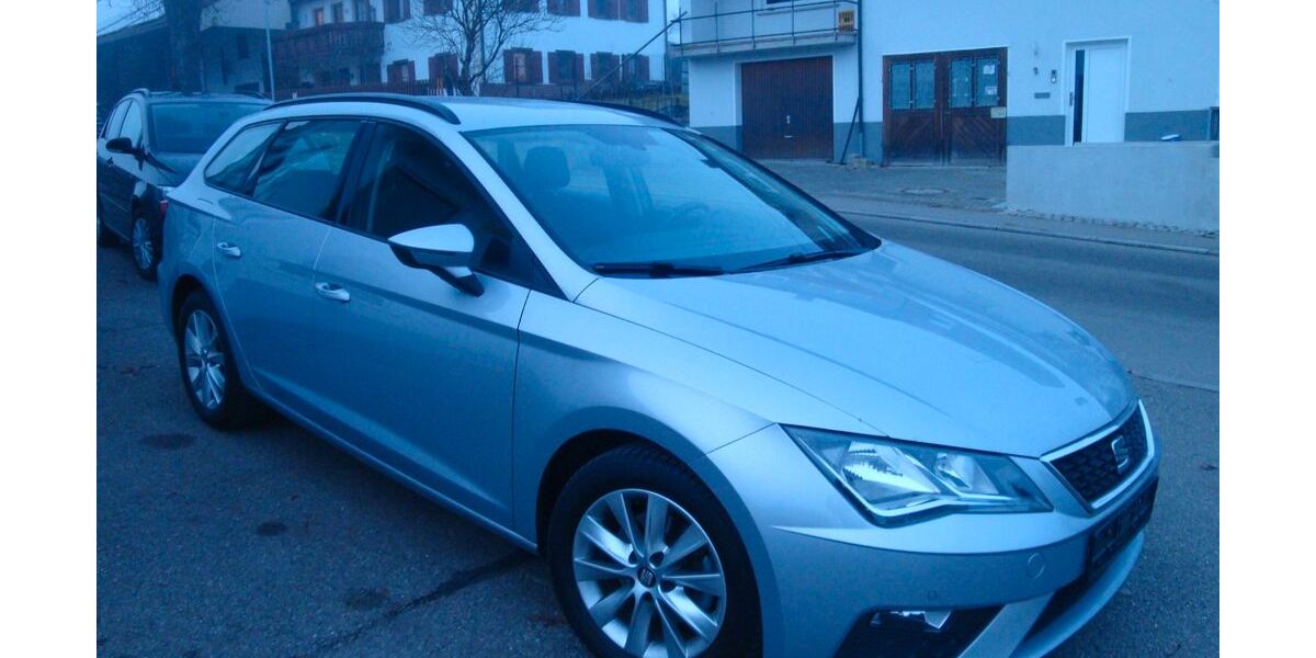 Seat Leon 122.600 km 13.350 &euro; Irndorf 78597