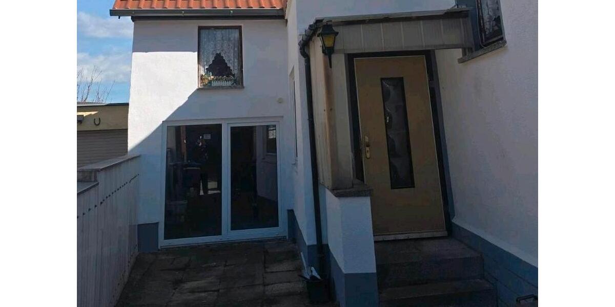 Doppelhaushälfte Seeland Frose - 4 Zimmer, 135 m&sup2;, 85.000&euro; | Angebot:26325656