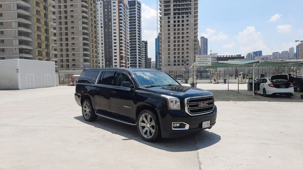GMC Yukon 235.000 km 17.000 &euro; Hagen 58093