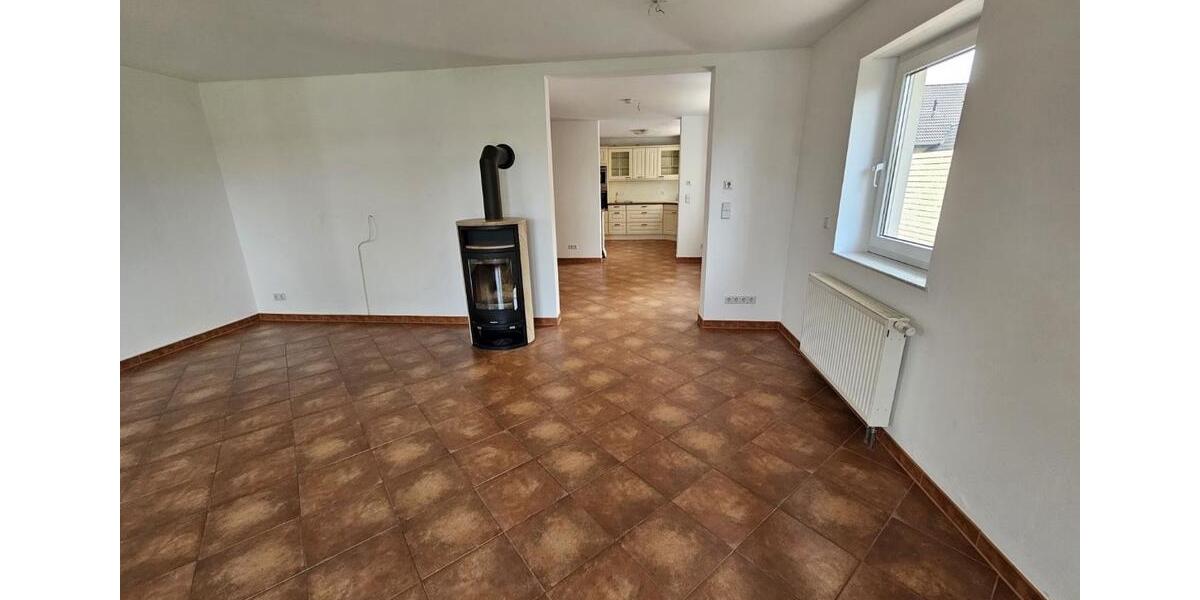 Neuwertige Doppelhaushälfte mit 4 Zimmern 4 zimmer