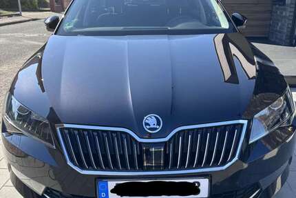 Skoda Superb 124.000 km 16.250 &euro; Neuenkirchen 48485