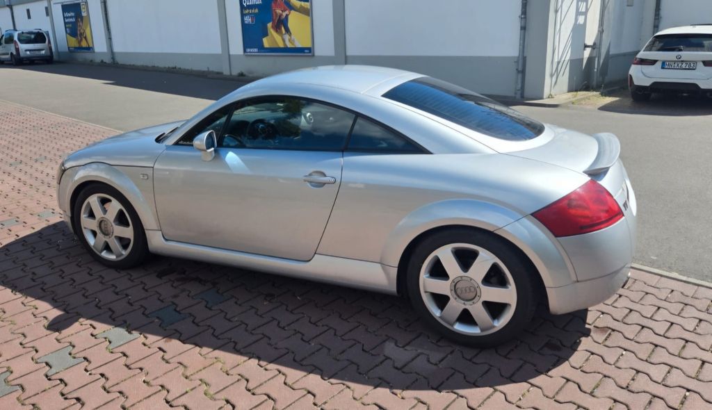 Audi TT 234.500 km 3.900 &euro; Dahn 66994