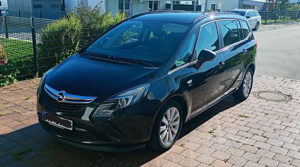 Opel Zafira Tourer 145.000 km 8.100 € Gerzen 84175