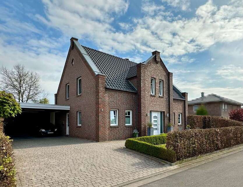 Haus zum Kaufen in Barßel 428.500 € 172.95 m²