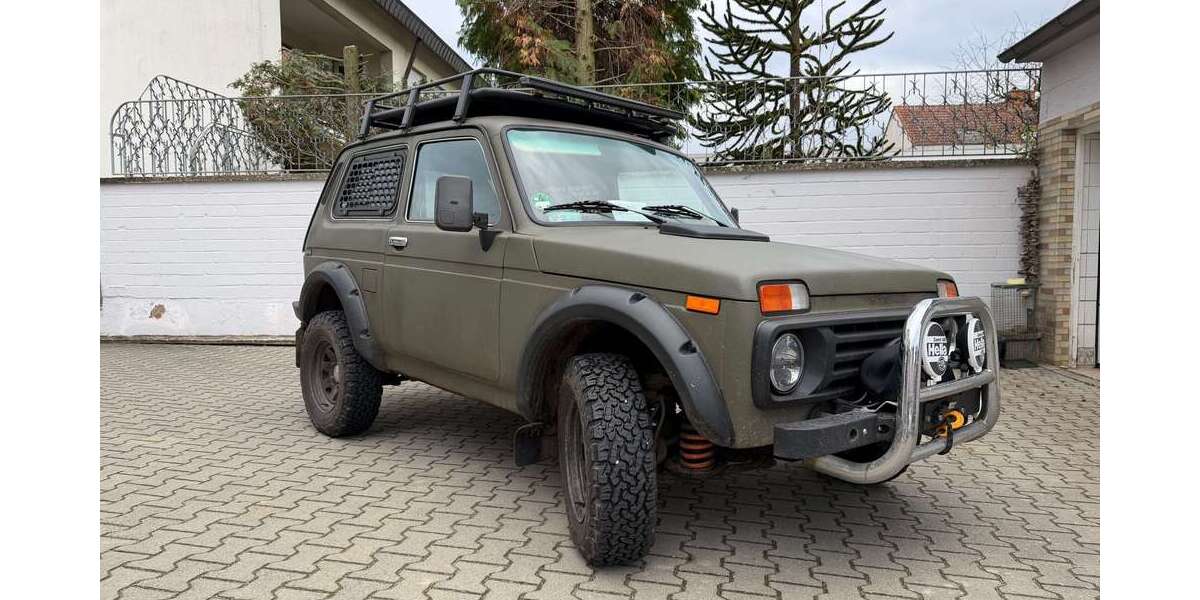 Lada Niva 63.000 km 10.850 &euro; Neu-Isenburg 63263
