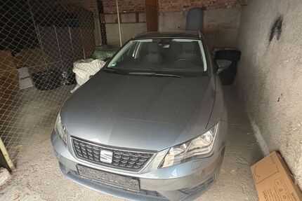 Seat Leon 122.000 km 10.800 &euro; Burghausen 84489