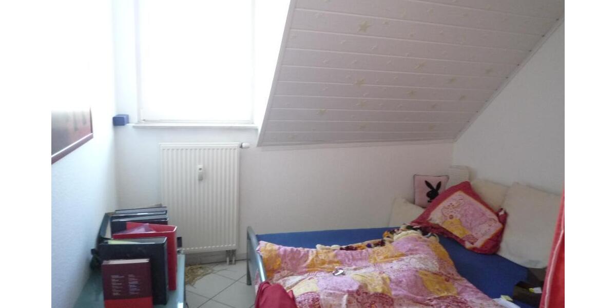 3 ZKB* DG* KFZ-Stellpl* tgl.Duschbad* kpl.gefliest* max 1-3 Pers* Pfungstadt-Eschollbrücken - Dachgeschoßwohnung Pfungstadt / Eschollbrücken Eschollbrücken | Angebot:26882915