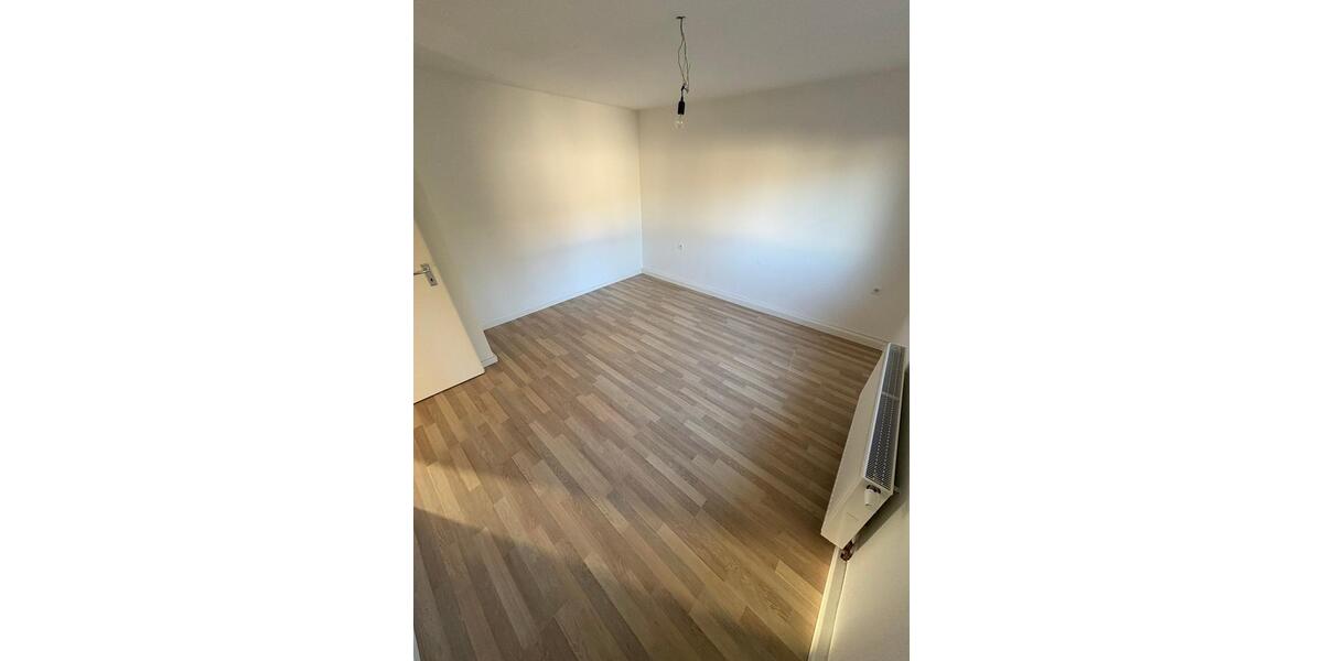 Reihenhaus Heilbronn Böckingen - 6 Zimmer, 110 m&sup2;, 1.670&euro; | Angebot:25658807