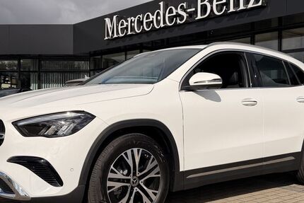 Mercedes-Benz GLA 180 3.300 km 43.300 &euro; Magdeburg 39120