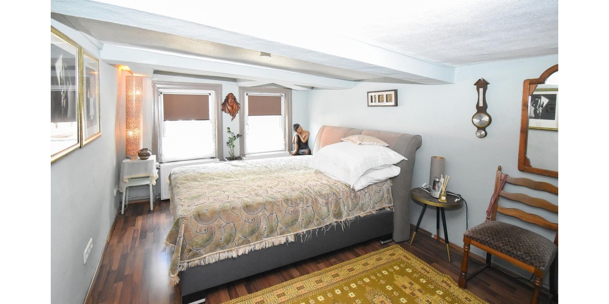 Historisches Reihenhaus mit PV-Anlage!!! - Reihenmittelhaus Bad Salzdetfurth | Angebot:26336858