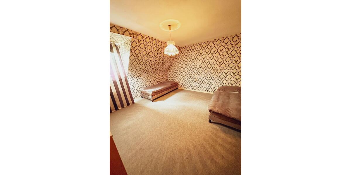 Einfamilienhaus Troisdorf Altenrath - 7 Zimmer, 120 m&sup2;, 2.000&euro; | Angebot:25545217