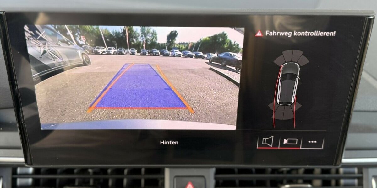 Audi A4 40 TDI ADVANCED/VIRTUAL COCKPIT/KAMERA/1.HAND 85.539 km 22.900 &euro; Villingen-Schwenningen 78054