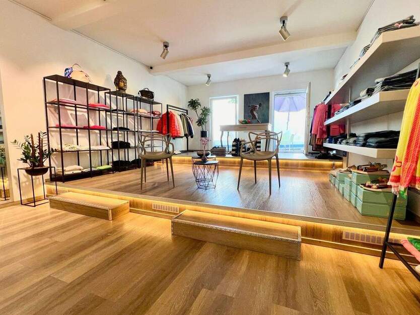 Wohn- und Geschäftshaus aus der Gründerzeit in bester Lage von Solingen Ohligs zimmer