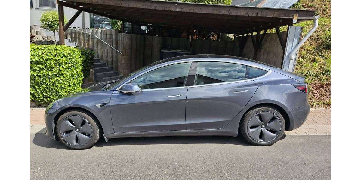 Tesla Model 3 35.000 km 27.000 &euro; Hirschhorn/Pfalz 67732