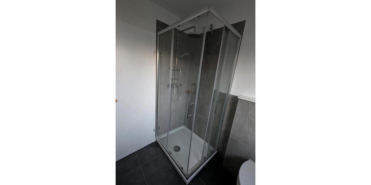 Einfamilienhaus Bonn Hardtberg - 6 Zimmer, 180 m&sup2;, 2.700&euro; | Angebot:24706460