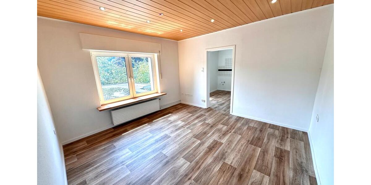 Doppelhaushälfte Hemer - 8 Zimmer, 155 m&sup2;, 1.399&euro; | Angebot:26283572