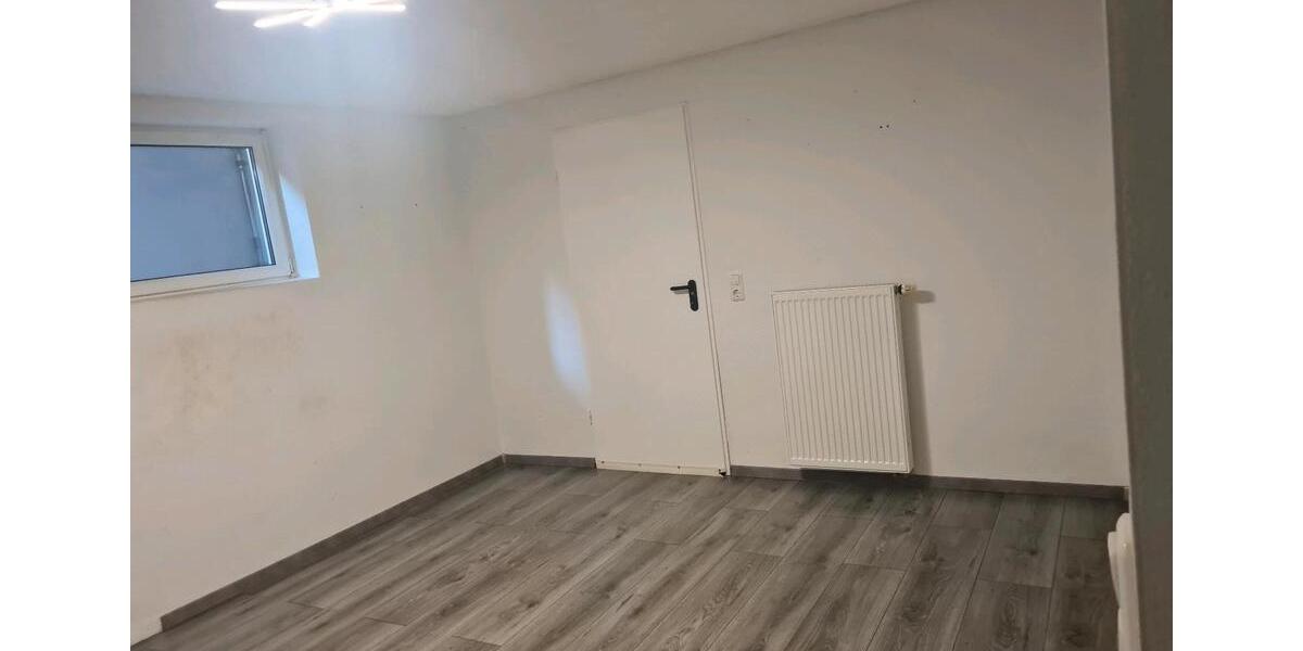 Etagenwohnung Wiesenfelden - 2 Zimmer, 85 m&sup2;, 750&euro; | Angebot:25376391