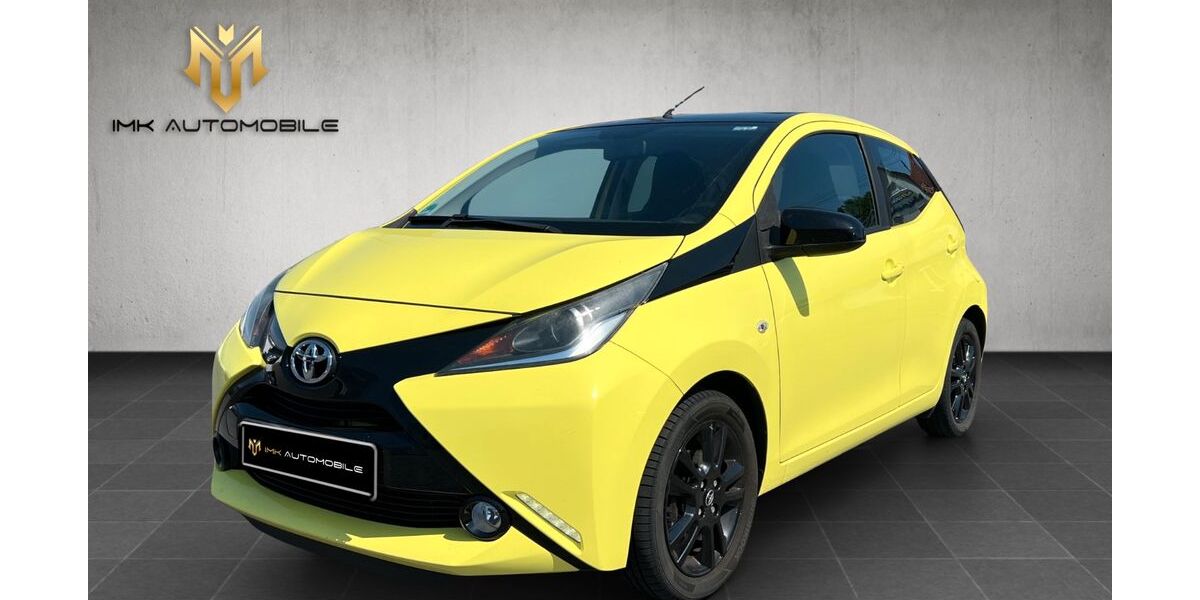 Toyota Aygo (X) 56.400 km 8.490 &euro; Ofterdingen 72131