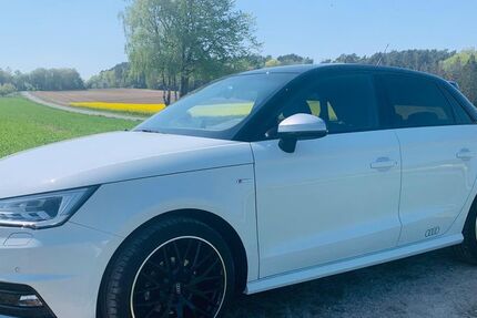 Audi A1 81.000 km 15.500 &euro; Lage 32791