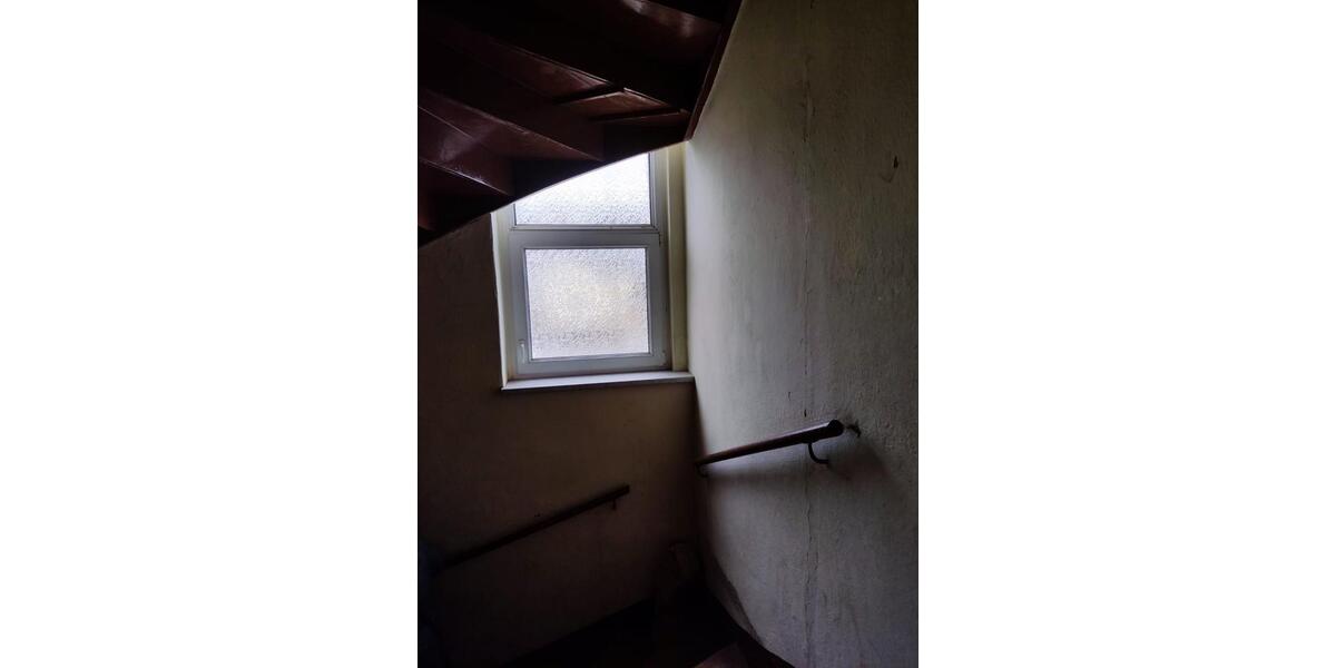 Mehrfamilienhaus, Wohnhaus Werdau - 8 Zimmer, 200 m&sup2;, 125.000&euro; | Angebot:26962795