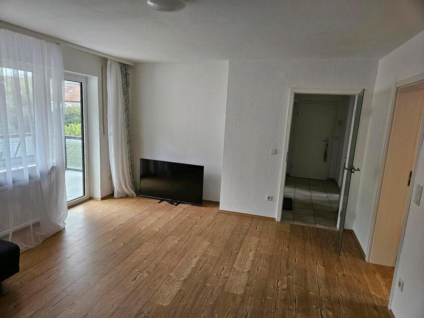 2 Zimmer Wohnung mit großem Balkon zimmer