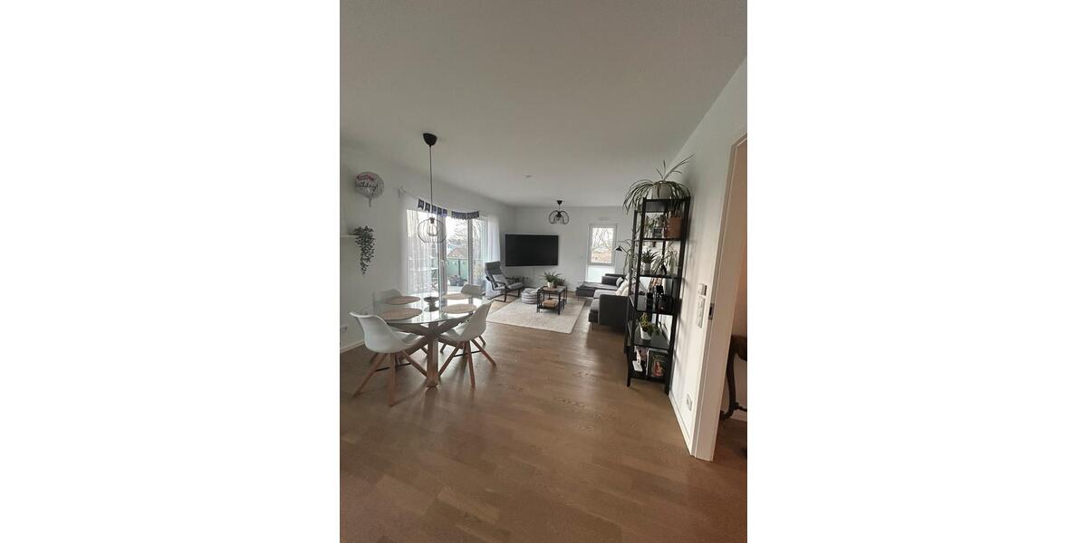 Etagenwohnung Wunstorf - 4 Zimmer, 130 m&sup2;, 1.772&euro; | Angebot:25444391