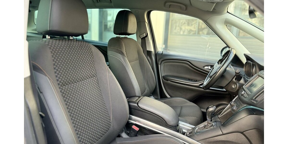 Opel Zafira Innovation / Automatik / Navi / 7 Sitze 95.000 km 17.900 &euro; Mönchengladbach 41066