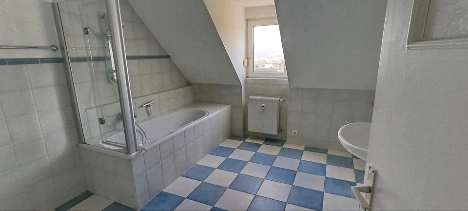 Dachgeschoßwohnung Wittlich - 2.5 Zimmer, 58 m&sup2;, 655&euro; | Angebot:26316566