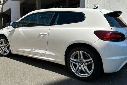 VW Scirocco 139.000 km 7.999 &euro; Fürth 90765