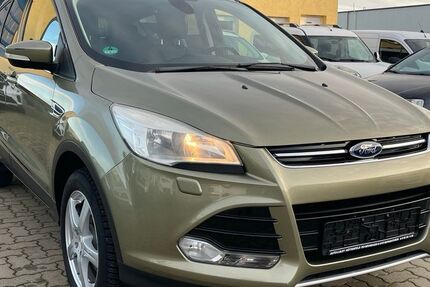 Ford Kuga 150.927 km 9.000 &euro; Bad Harzburg 38667