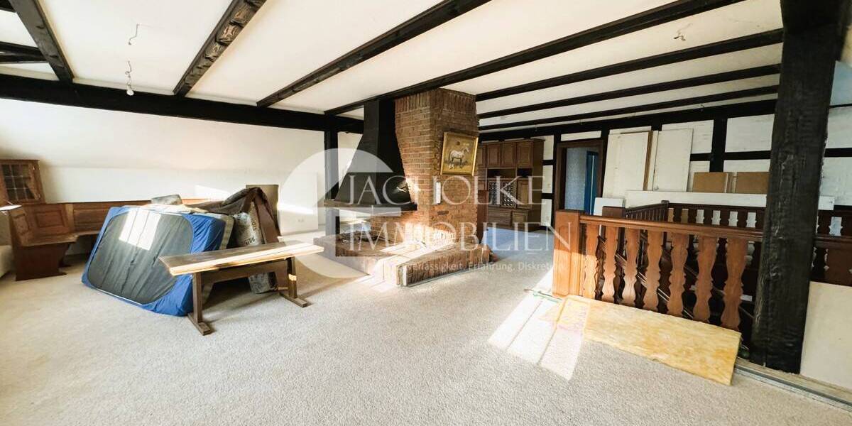 Mehrfamilienhaus, Wohnhaus Bienenbüttel / Wichmannsburg Wichmannsburg - 8 Zimmer, 396 m&sup2;, 715.000&euro; | Angebot:25700604