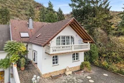 Haus zum Kaufen in Lahnstein 895.000 € 327 m² 6 zimmer