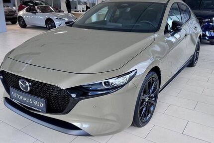 Mazda 3 1.200 km 26.490 &euro; Freiburg 79108