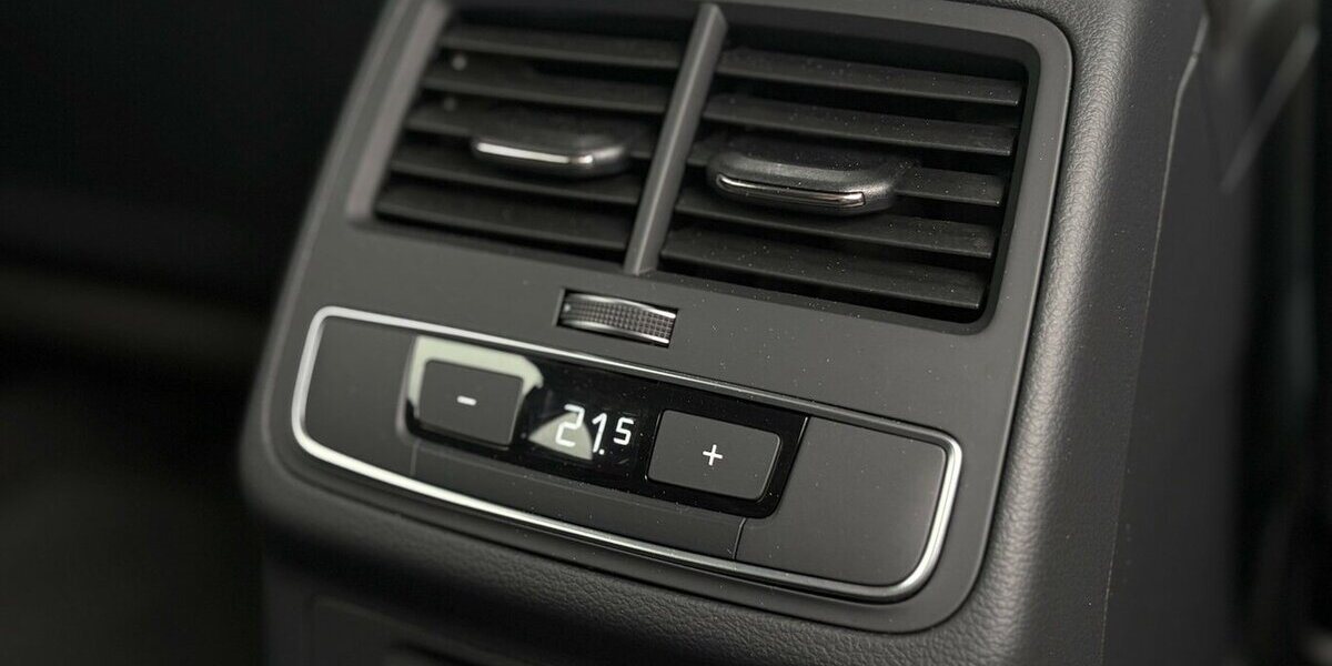Audi A4 40 TDI quattro advanced MATRIX/NAVI/DAB/1HAND 143.535 km 22.900 &euro; Villingen-Schwenningen 78054