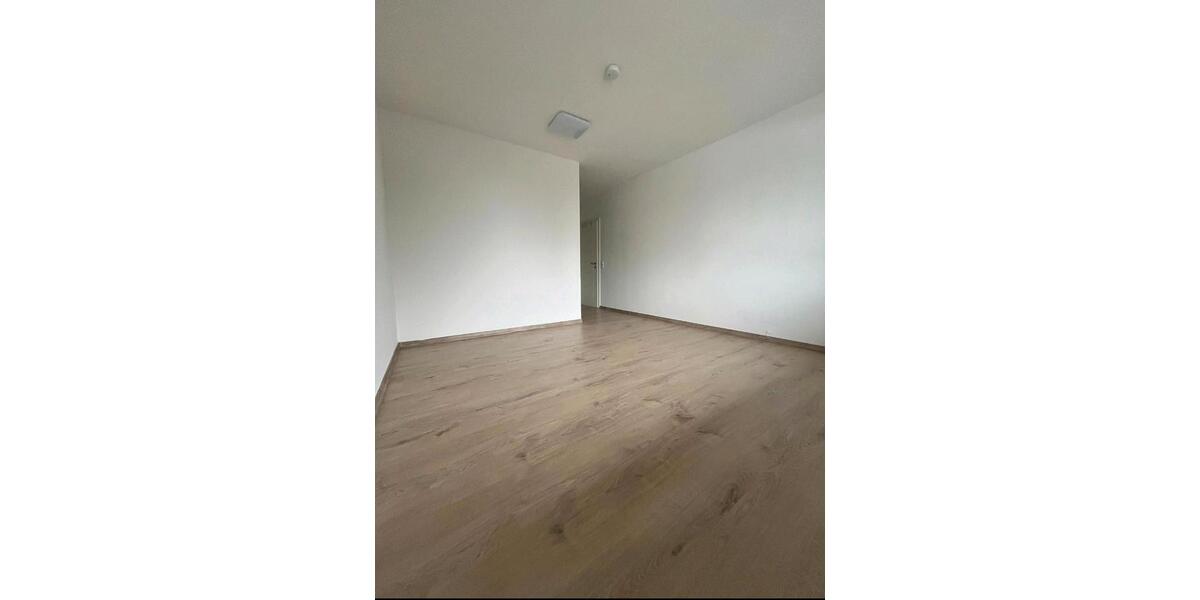 Einfamilienhaus Wuppertal Gemarkung Langerfeld - 6 Zimmer, 180 m&sup2;, 2.200&euro; | Angebot:24837657