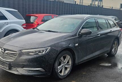 Opel Insignia 112.000 km 12.850 &euro; Aldingen 78554