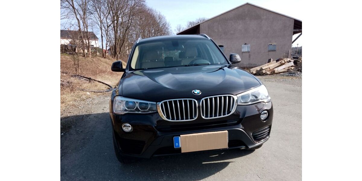 BMW X3 140.000 km 18.300 &euro; ROSENBACH / Drochaus 08539