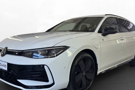 VW Passat 4.971 km 56.390 &euro; Deggendorf 94469