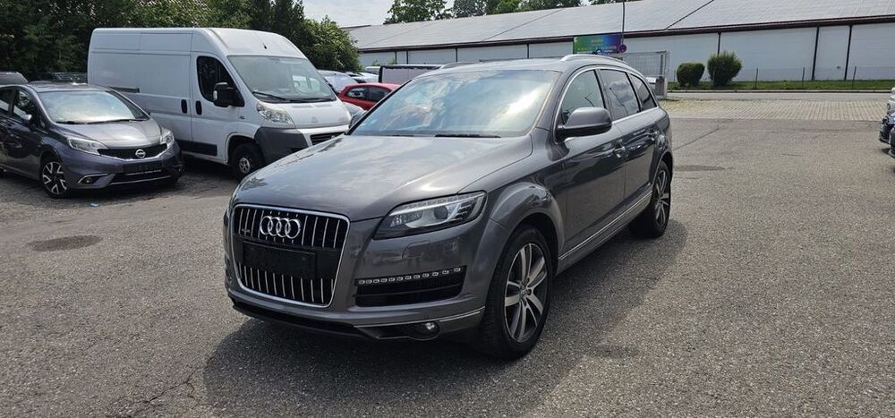 Q7