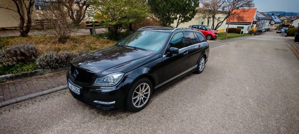 Mercedes-Benz C 250 157.000 km 9.999 &euro; Kraichtal 76703