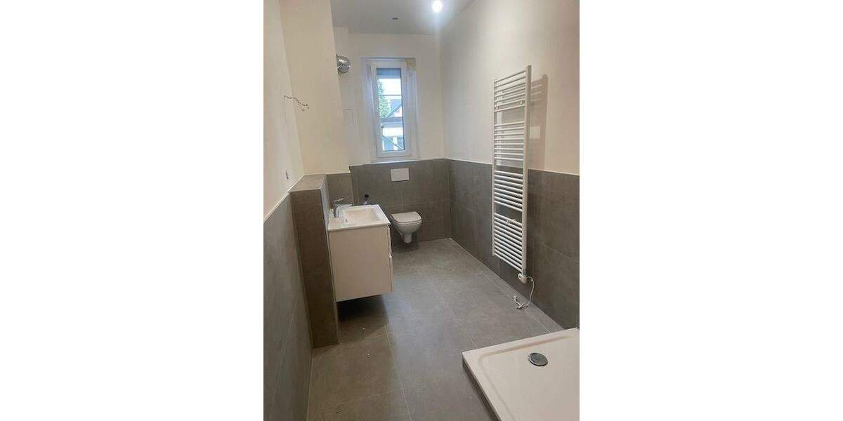 Etagenwohnung Mönchengladbach Windberg - 5 Zimmer, 119 m&sup2;, 1.700&euro; | Angebot:24746662