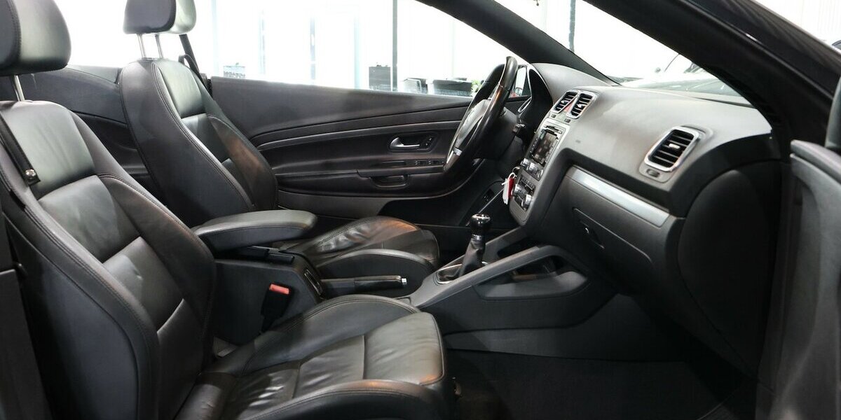 VW Eos 2.0 TDI EDITION 2010 / XENON / LEDER / NAVI+ 150.000 km 9.444 &euro; Hamm 59077