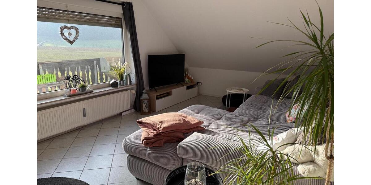 Etagenwohnung Niedenstein - 4 Zimmer, 120 m&sup2;, 936&euro; | Angebot:26690843