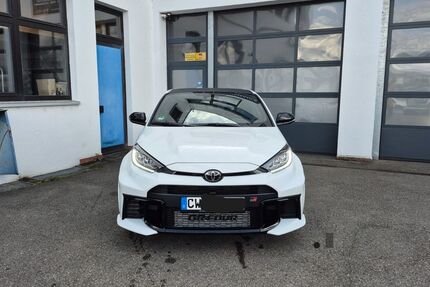 Toyota Yaris 10.400 km 46.299 &euro; Baden-Württemberg - Weil der Stadt 71263